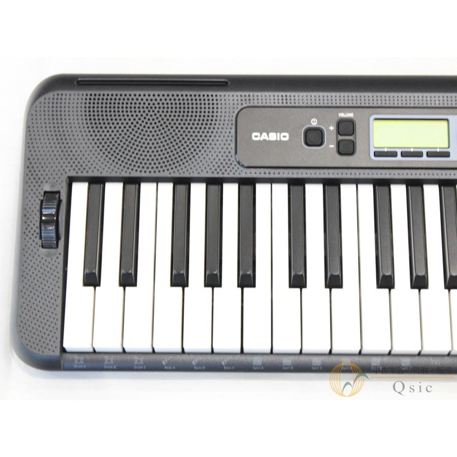 美品CASIO キーボード CT-S300 CASIO（カシオ） CT-S300 ブラック ヘッドホンセット 61鍵盤 強弱表現