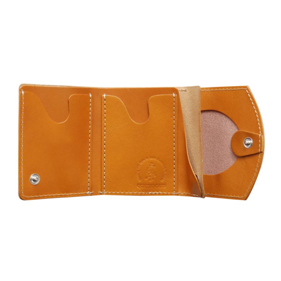 ☆かめ☆　クアトロガッツ ペケーニョ ヌメ革 新品未使用 クアトロガッツ「小さいふ。ペケーニョ kara素（su）」を1年間