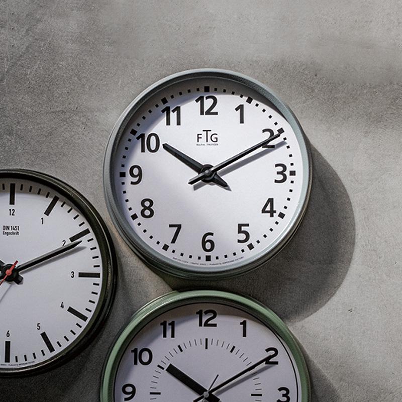 掛け時計 おしゃれ 音がしない ウォールクロック 壁掛け時計 TRAFFIC