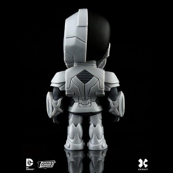 XXRAY meets DCコミックス/ サイボーグ 4インチ ビニールフィギュア