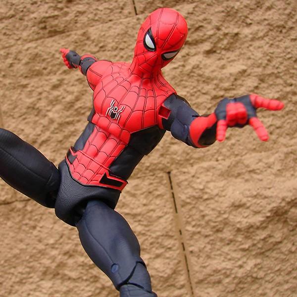 MARVEL - ディズニー ストア スパイダーマン ファー・フロム・ホーム マーベルギャラリー Amazon.co.jp: ディズニー ストア スパイダーマン ファー