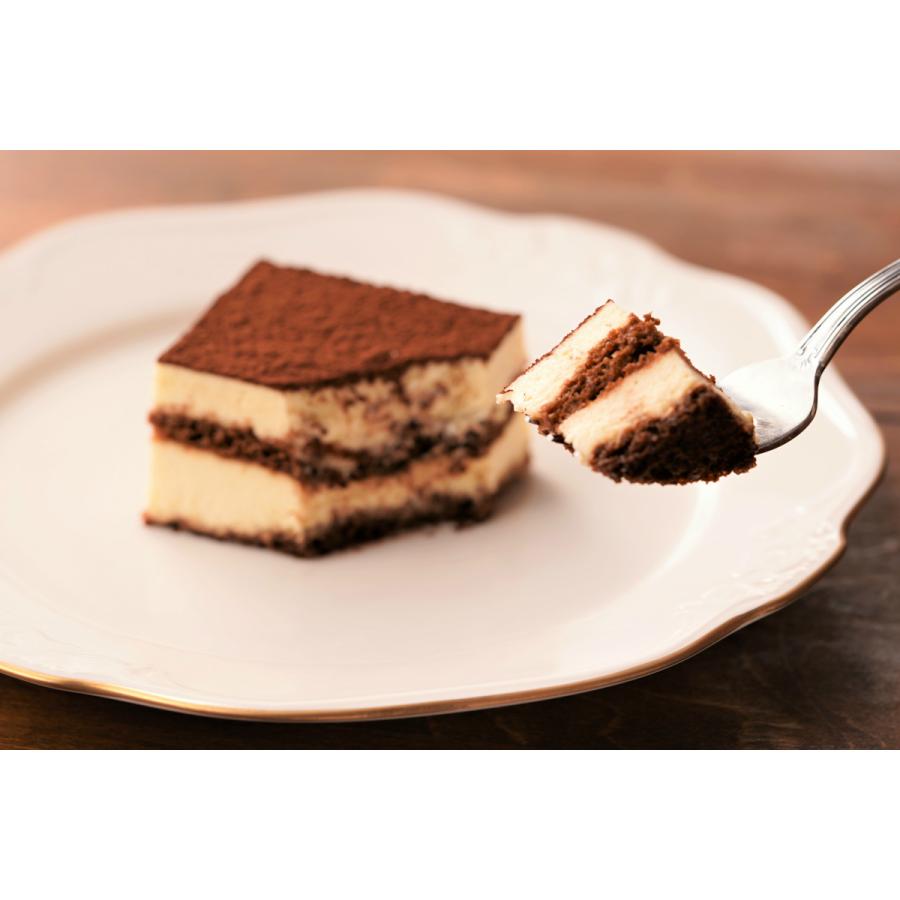 ギフト 低糖質 贅沢なめらか ティラミスケーキ 5.5号 約17.0×13.5cm 北海道産マスカルポーネ使用 砂糖不使用 糖質81％カット 幸蝶　2505 |  | 02