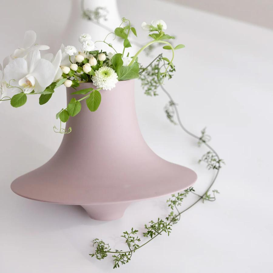 File フィレ フラワーベース 2色 2サイズ【フラワーベース 花器 花瓶 磁器 インテリア雑貨 オブジェ ホワイト 白 モーブ ニュアンスカラー おしゃれ モダン】の画像
