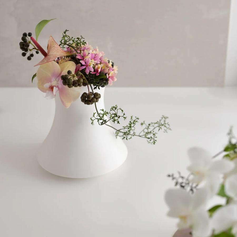 File フィレ フラワーベース 2色 2サイズ【フラワーベース 花器 花瓶 磁器 インテリア雑貨 オブジェ ホワイト 白 モーブ ニュアンスカラー おしゃれ モダン】の画像