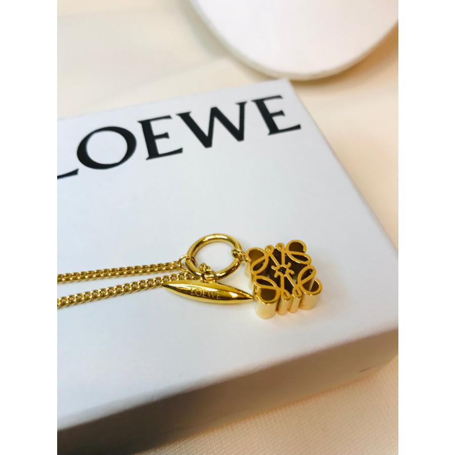 LOEWE ロエベ アナグラム ネックレス ゴールド qob.YK717 LOEWE ロエベ アナグラム ネックレス ゴールド qob.YK717