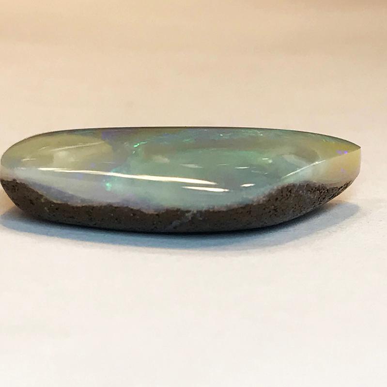 天然 ボルダーオパール 20.960ct ルース 裸石 ソーティング付属 qoj