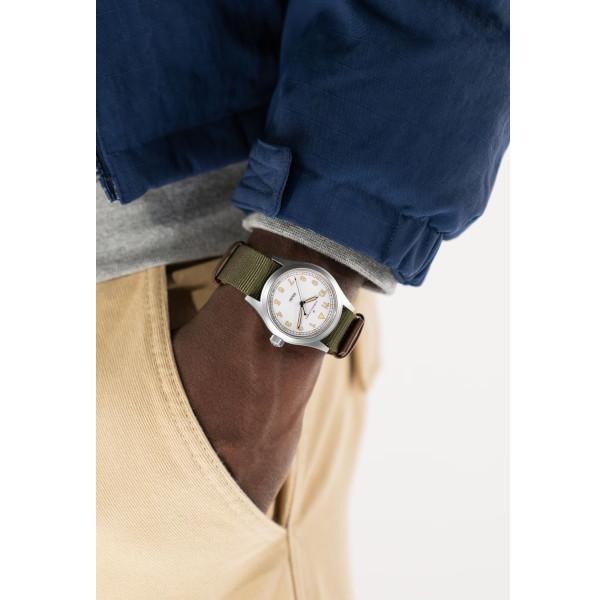 KHAKI FIELD 7月価格改定 【純正ストラップ進呈/最大24回払い無金利