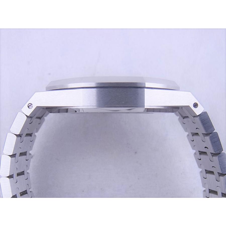 オーデマピゲロイヤルオーク日本正規品シルバー文字盤15400ST.OO.1220ST.02.A中古 | AUDEMARS PIGUET | 06