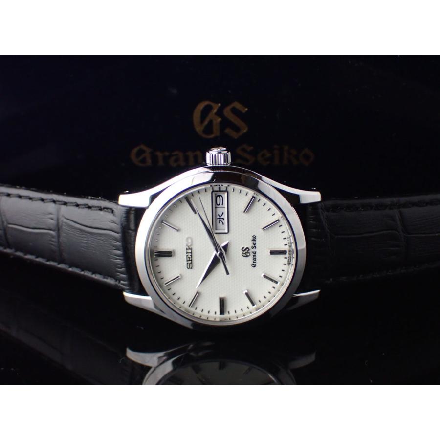 Grand Seiko グランドセイコー 9Fクォーツ デイデイト ホワイト Grand Seiko グランドセイコー 9Fクォーツ デイデイト ホワイト