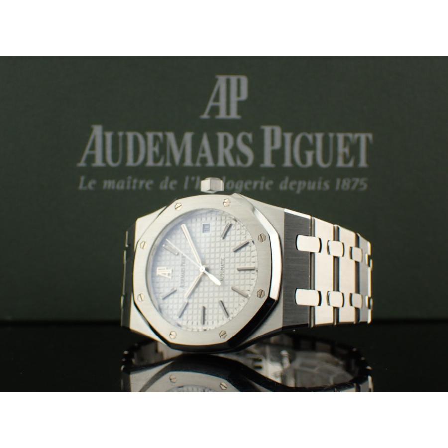 オーデマ・ピゲ ロイヤルオーク シルバー文字盤 メンズ 15300ST.OO.1220ST.01 中古美品 | AUDEMARS PIGUET | 13