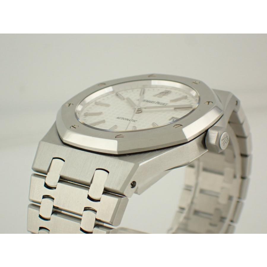 オーデマ・ピゲ ロイヤルオーク シルバー文字盤 メンズ 15300ST.OO.1220ST.01 中古美品 | AUDEMARS PIGUET | 02
