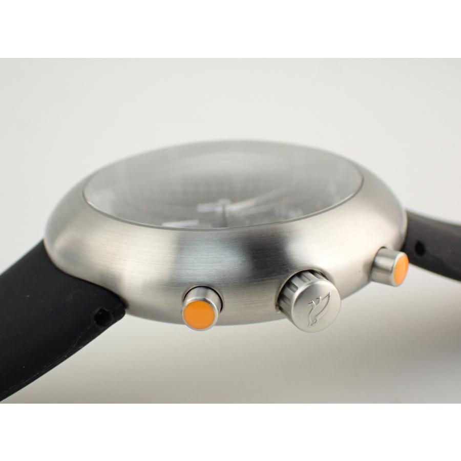 アイクポッド クロノポッド ブラックビューティー 44mm クォーツ ブラック文字盤 IPC004SILB 未使用 |  | 02