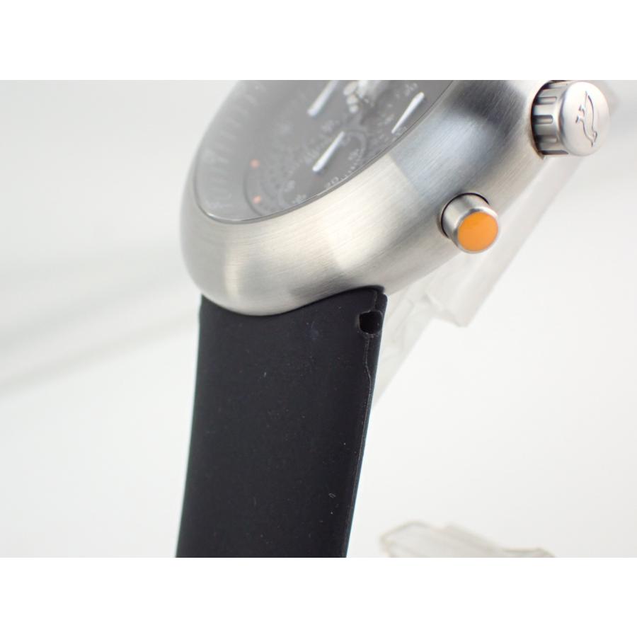 アイクポッド クロノポッド ブラックビューティー 44mm クォーツ ブラック文字盤 IPC004SILB 未使用 |  | 03