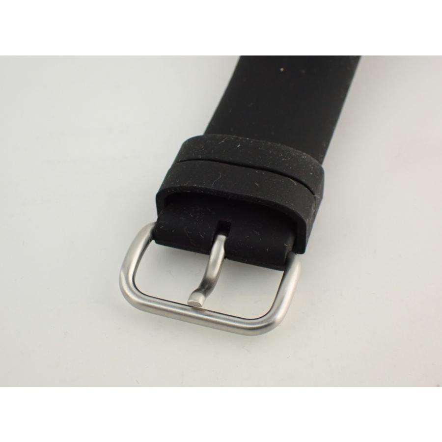 アイクポッド クロノポッド ブラックビューティー 44mm クォーツ ブラック文字盤 IPC004SILB 未使用 |  | 08