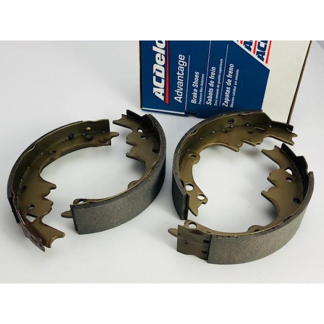 ACデルコ 90〜02 アストロ サファリ 4WD/AWD ブレーキパッド