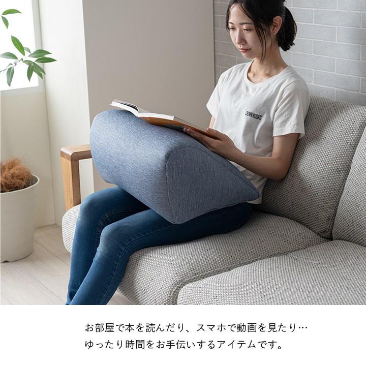 クッション 背もたれ 三角 冷感 ひんやり 接触冷感 椅子 腰当て 腰痛