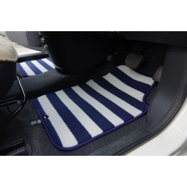 カーマット フロアマット 車用 車 運転席 おしゃれ 軽自動車 汎用 カー用品 車用品 運転席のみ ゴム マット 汎用マット かわいい Ik Quoli 通販 Yahoo ショッピング