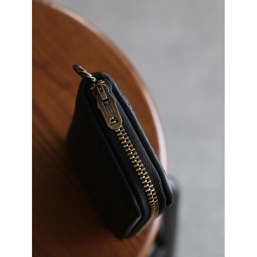 バックドロップレザーズ ジップウォレット ツイストリング付き バックドロップレザーズ ジップウォレット ツイストリング付き