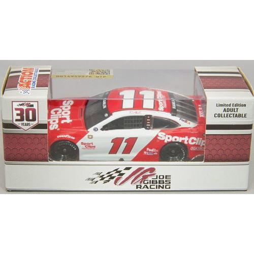 Diecast Denny Hamlin #11 Sports Clips Throwback 1/64 - Lionel Action 2021 - Toyota Camry NASCAR