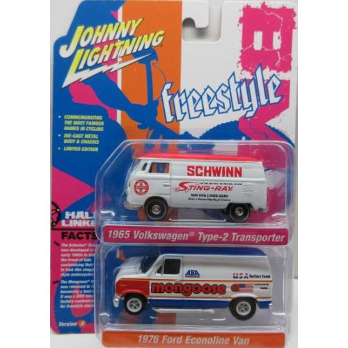 1/64 1965 Volkswagen Type-2 Transporter / 1976 Ford