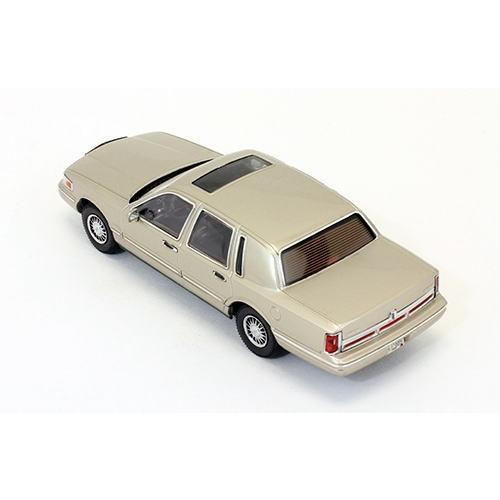 1/43 プレミアム X PREMIUM X Lincoln Town Car 1996 Champagne  リンカーン タウンカー シャンパン｜r-and-b｜02