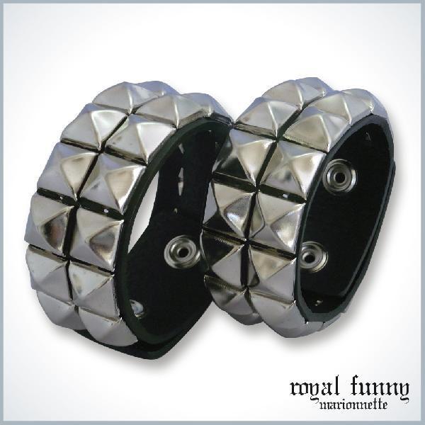 スタッズブレスレット 本革角スタッズ2連ブレスレット ロック