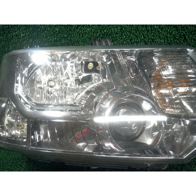 デリカD5 DBA-CV5W 右ヘッドランプASSY シャモニー 4WD 8人 4B12 X24 