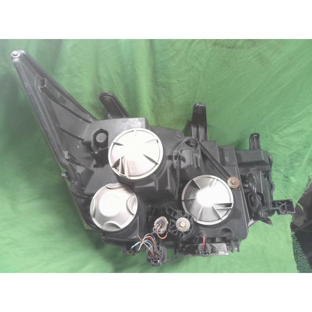 デリカＤ5 DBA-CV5W 左ヘッドランプASSY G ナビパッケージ 4WD 8人 4B12 A19A75(HU5A) 8301A567の画像