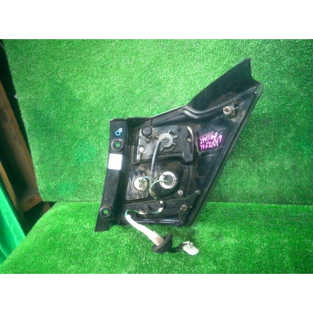 フリードスパイク DBA-GB3 左テールランプ G ジャストセレクション 5人 L15A NH812P 33551-SFM-N51の画像
