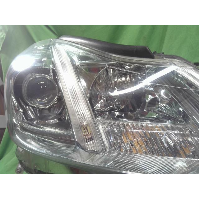 200クラウン　アニバーサリー　ヘッドライト アニバーサリーヘッドライトユニット交換（トヨタ クラウン