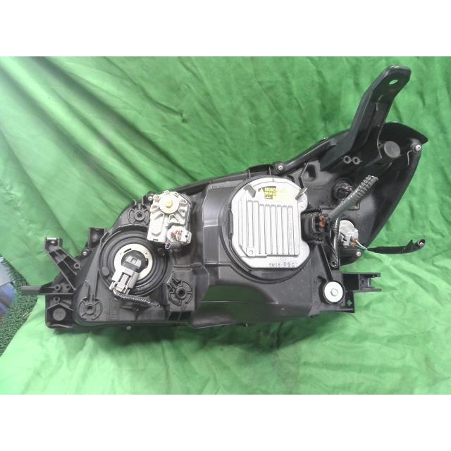 マークＸ DBA-GRX130 右ヘッドランプASSY 250G リラックスセレクション 4GR-FSE 1F7 81110-22B20の画像