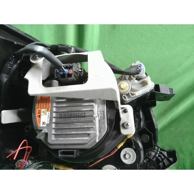 ワゴンＲ DBA-MH34S 左ヘッドランプASSY スティングレーX R06A ZJ3 35320-72M61の画像