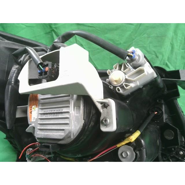 ワゴンＲ DBA-MH34S 左ヘッドランプASSY スティングレーT R06AT ZJ3 35320-72M61の画像