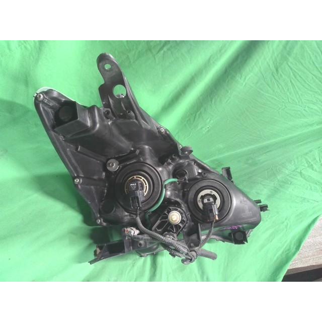 プリウスα DAA-ZVW41W 左ヘッドランプASSY S 5人 2ZR-FXE 1F7 81150-47280の画像