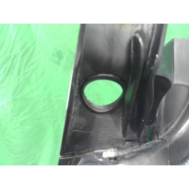 プリウスα DAA-ZVW41W 左ヘッドランプASSY S 5人 2ZR-FXE 1F7 81150-47280の画像
