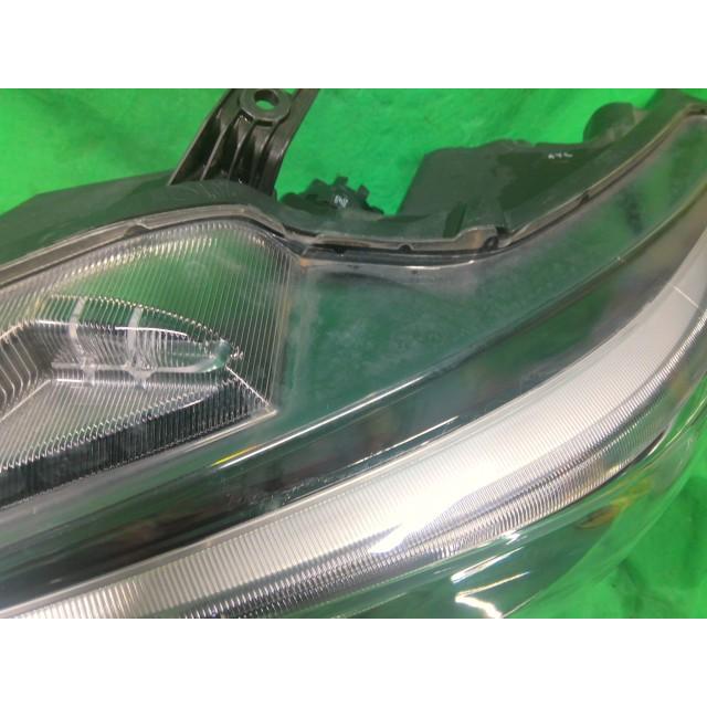 スカイライン DAA-HV37 左ヘッドランプASSY 350GT ハイブリッド タイプP VQ35HR GAC 26060-4GA0Aの画像