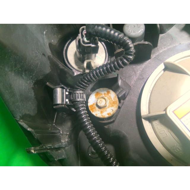 ステップワゴン DBA-RG1 左ヘッドランプASSY G K20A B92P 33151-SLJ-J01の画像