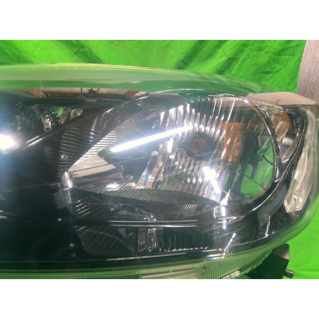 デミオ DBA-DE3FS 左ヘッドランプASSY 13C ZJ-VE 28W D651-51-0L0Gの画像