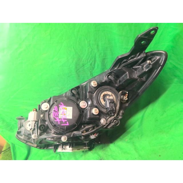 デミオ DBA-DE3FS 右ヘッドランプASSY 13C-V HIDエディション ZJ-VEM 38P D652-51-031Hの画像