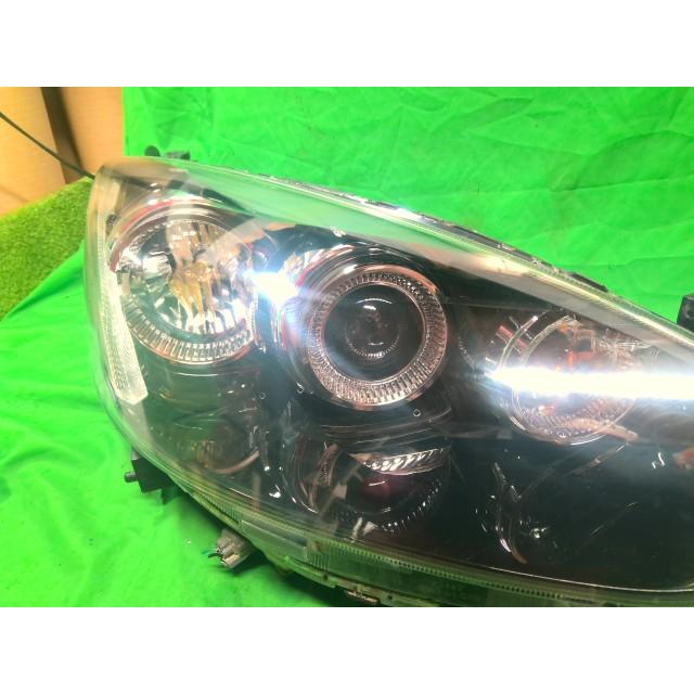 デミオ DBA-DE3FS 右ヘッドランプASSY 13C-V HIDエディション ZJ-VEM 38P D652-51-031Hの画像