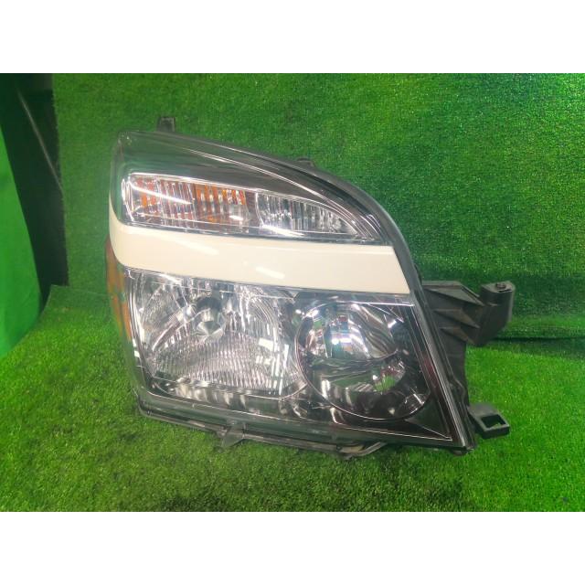 ヴォクシー CBA-AZR60G 右ヘッドランプASSY トランスX 5人 1AZ-FSE 042 81110-28860の画像