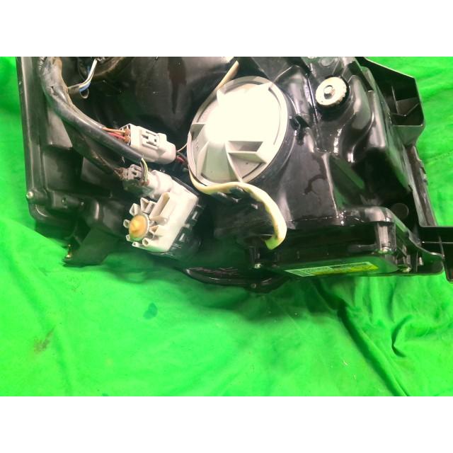 ノア DBA-ZRR70G 左ヘッドランプASSY X スマートエディション 8人 3ZR-FE 1G3 81150-28B51_5