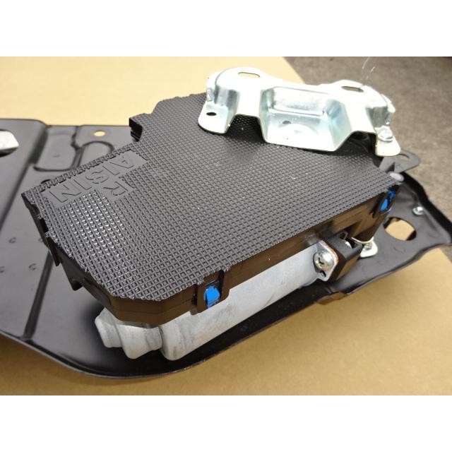 エスティマ AHR20W 右スライドドアモーター エスティマ 23年 DAA-AHR20W 右スライドドアモーター 右スライド