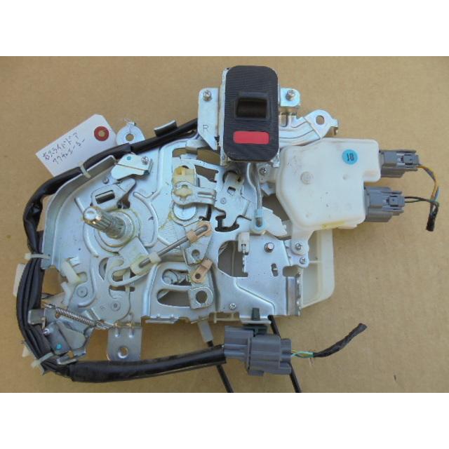 ステップワゴン 21年 DBA-RG1 右スライドドアロックアクチュエーター 