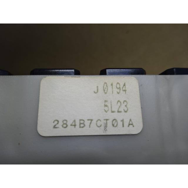 キューブ 18年 DBA-BGZ11 BZ11 ヒューズボックス 284B7CT01A