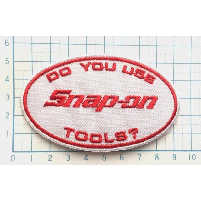 スナップオン Snapon 白 赤ロゴ 赤フチ 楕円型 ワッペン のりもの ロゴ マーク ワッペン 刺繍 アイロンワッペン Ca Mark 054 ワッペンとtシャツ雑貨らばさん 通販 Yahoo ショッピング