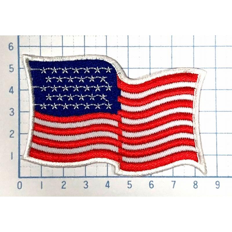 アメリカ Usa 風にはためく国旗 国旗 フラッグ ワッペン 刺繍 アイロンワッペン Flag Pat 002 ワッペンとtシャツ雑貨らばさん 通販 Yahoo ショッピング