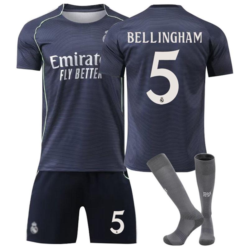2526 サッカーウェア レアルマドリード 10番モドリッチ/5番 2526 サッカーウェア レアルマドリード 10番モドリッチ/5番