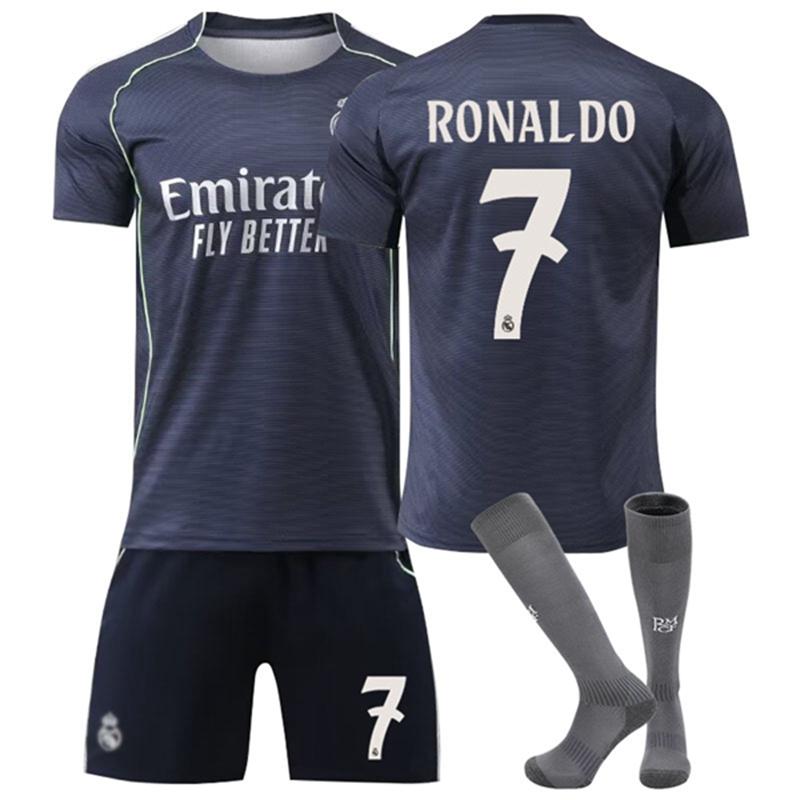 2526 サッカーウェア レアルマドリード 10番モドリッチ/5番 2526 サッカーウェア レアルマドリード 10番モドリッチ/5番