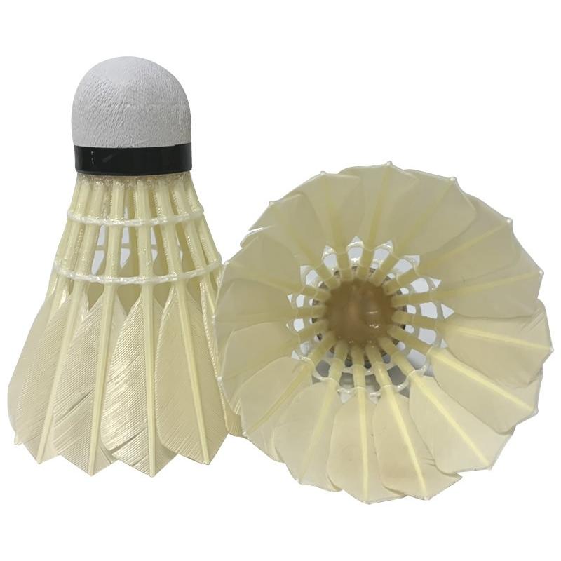 極美品　YONEX ヨネックス　バドミントン　ラケット B4000 2本セット YONEX ヨネックス バドミントンセット シャトル付 バドミントン